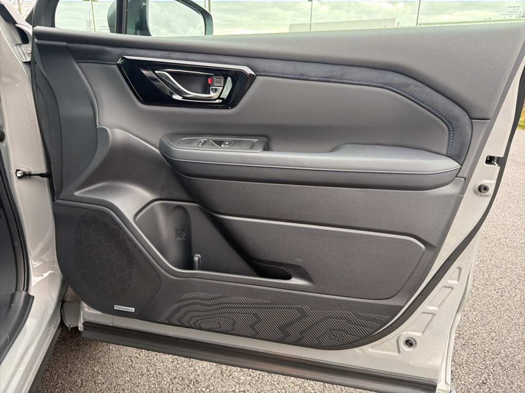 2026 Subaru Forester Limited - Image 28