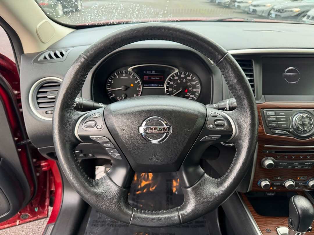 2019 Nissan Pathfinder Platinum - Image 20