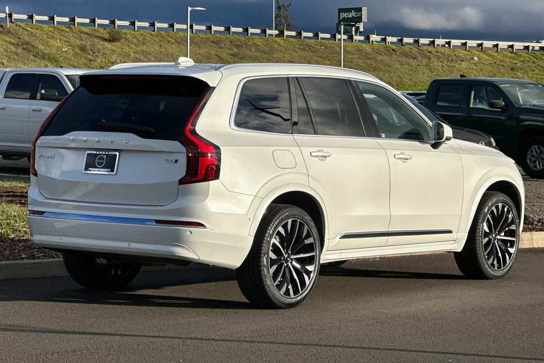 2026 Volvo Xc90 B6 Plus 6Seater - Image 3