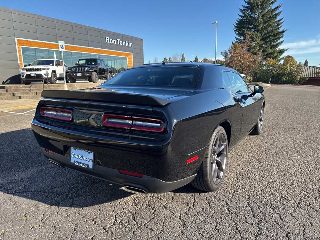 2023 Dodge Challenger GT - Image 7