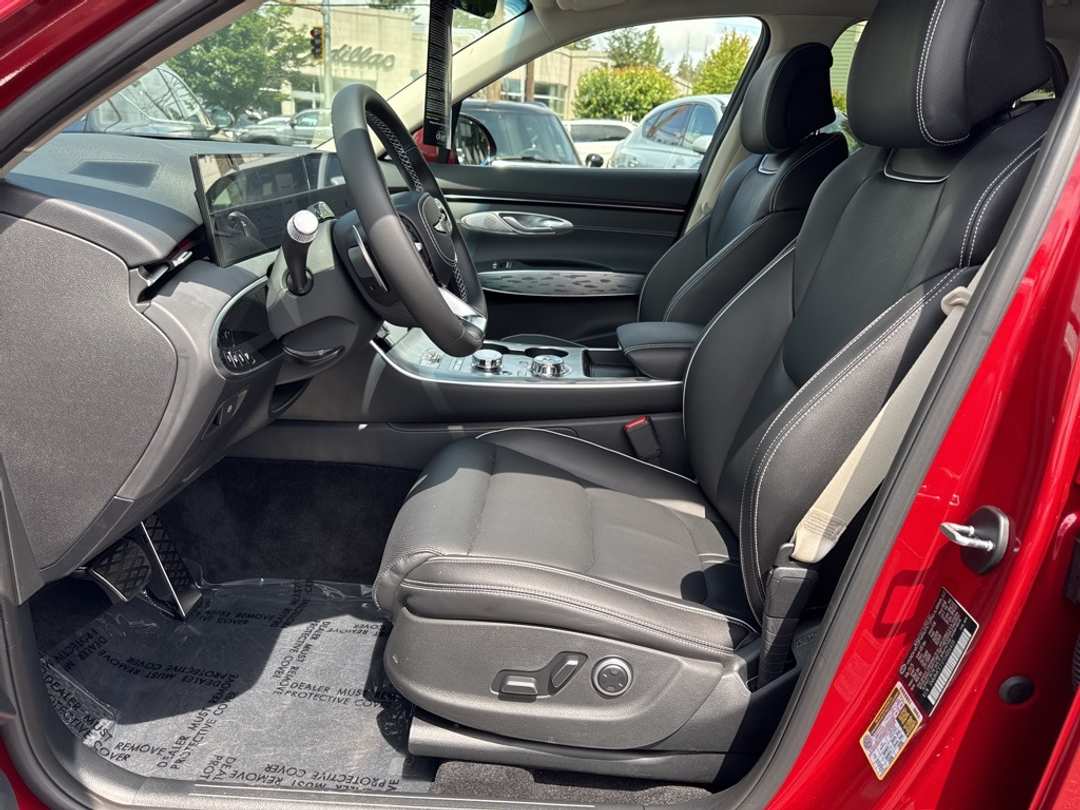 2026 Genesis Electrified Gv70 - Image 19