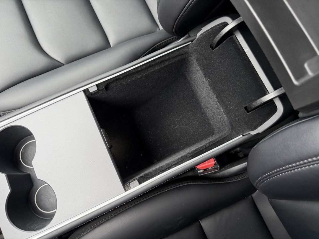 2022 Tesla Model Y Performance - Image 27