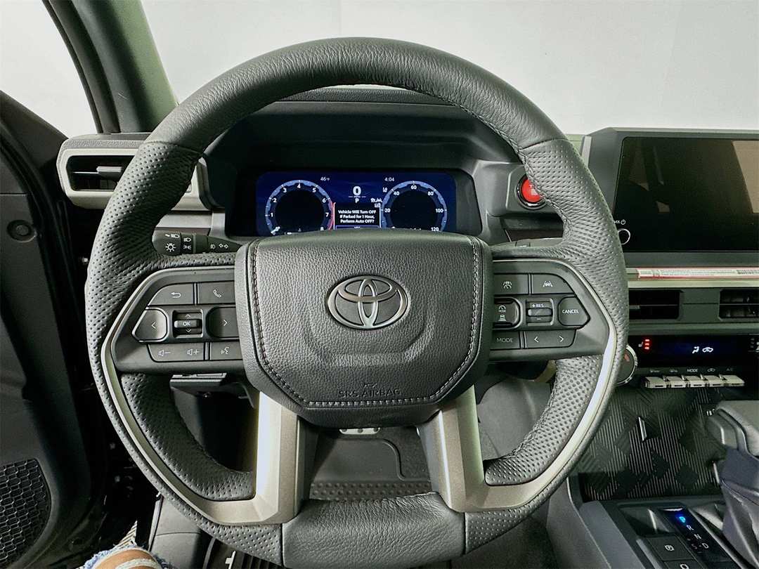 2025 Toyota Tacoma TRD Sport - Image 11