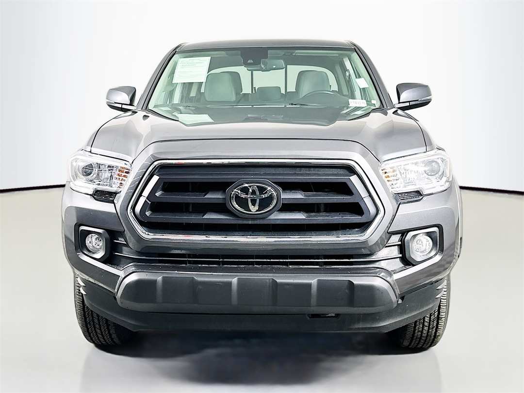 2022 Toyota Tacoma SR5 - Image 2