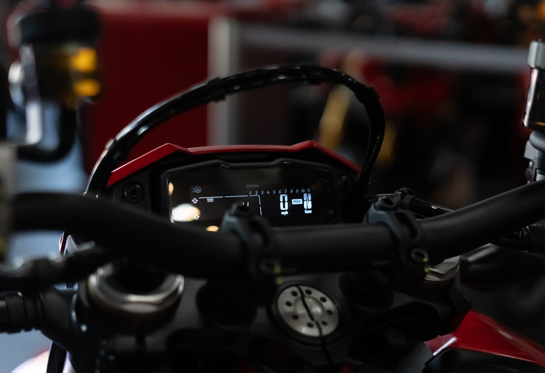 2025 Ducati Hypermotard 698 Mono - Image 10