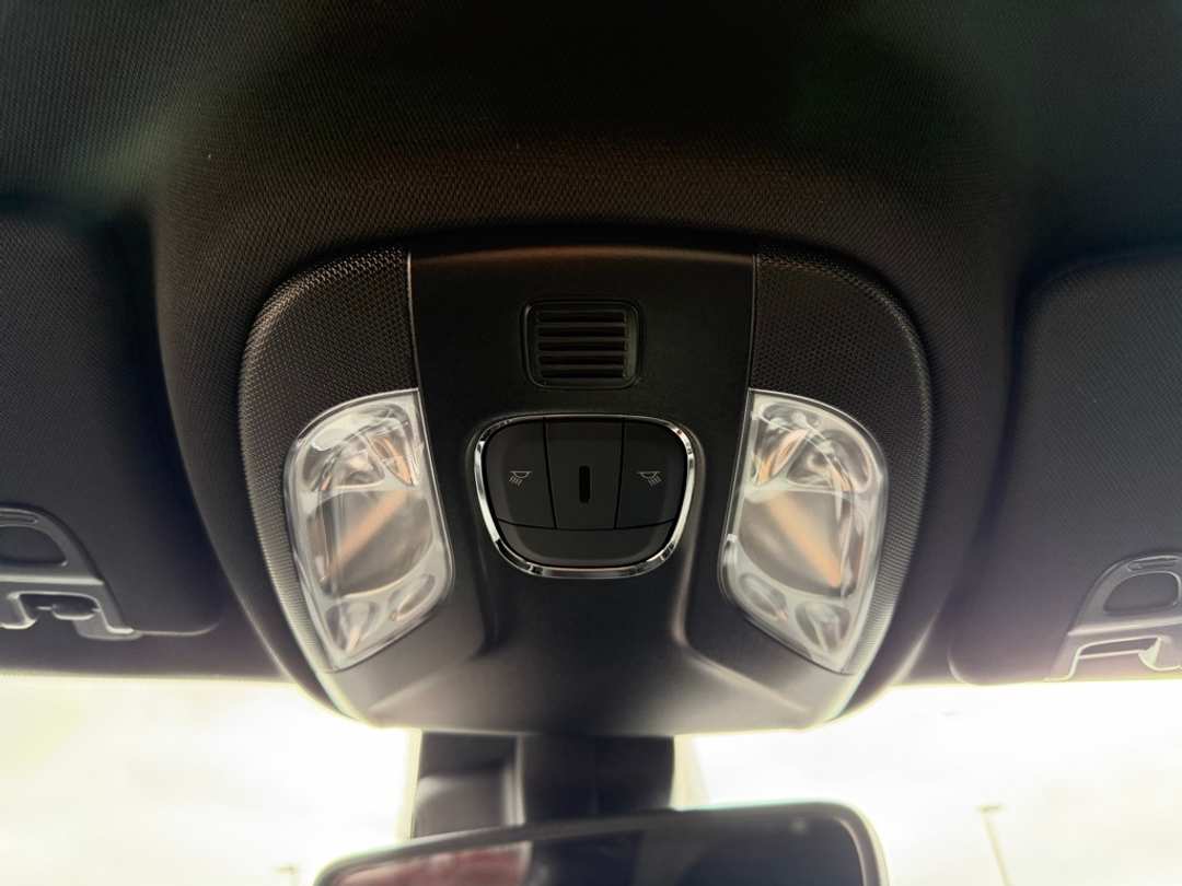 2026 Jeep Compass Latitude - Image 27