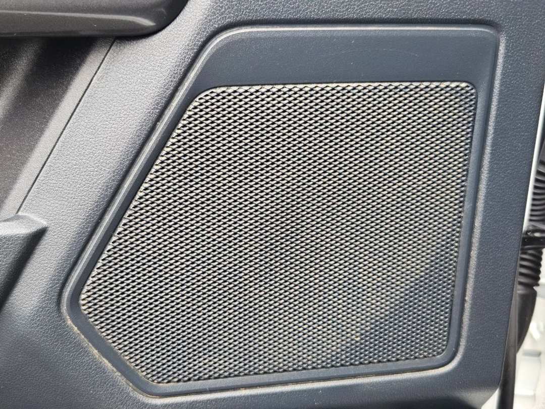 2022 Ford F-150 XLT - Image 12