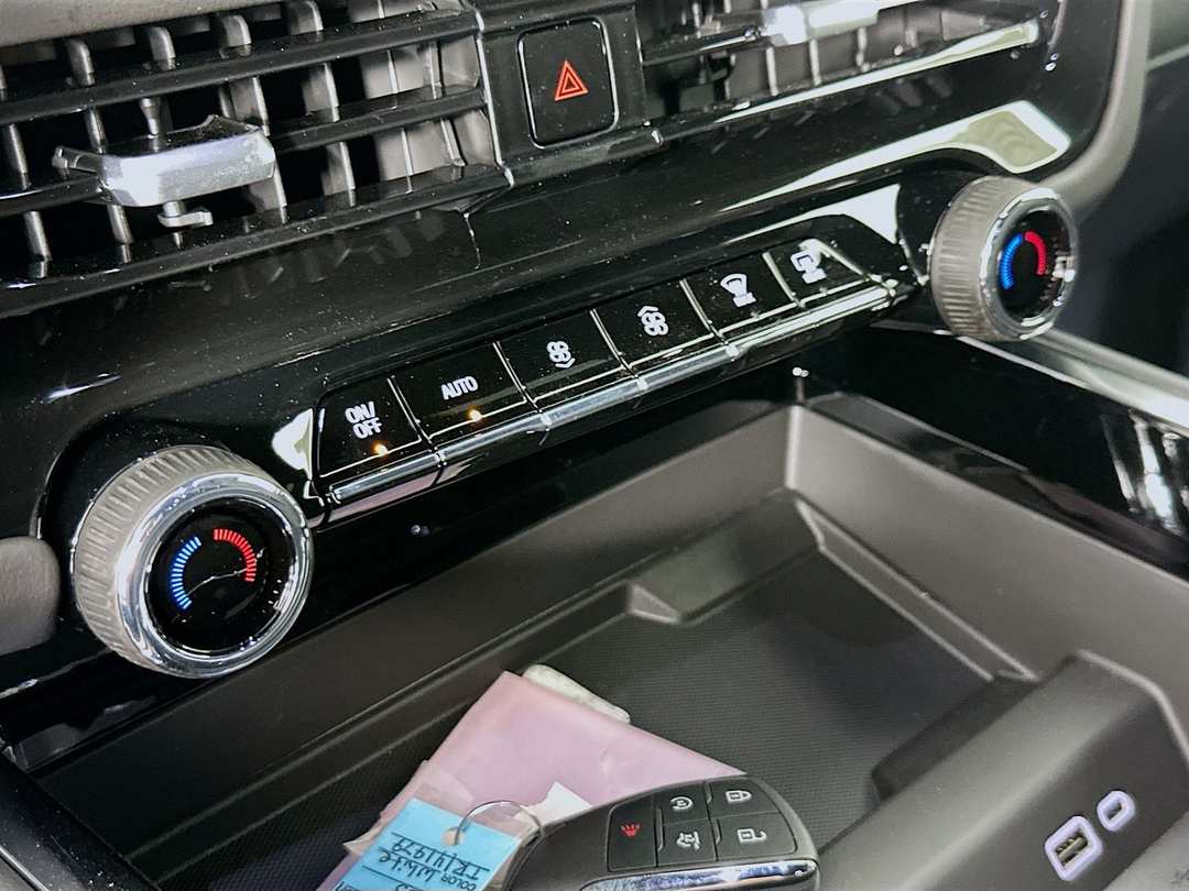 2026 Chevrolet Suburban LS - Image 16