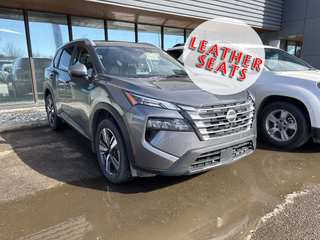 2024 Nissan Rogue SV Moonroof