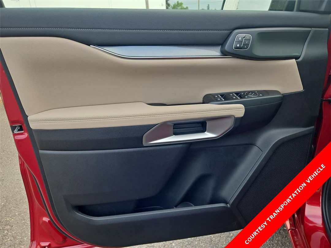 2025 Ford Ranger Lariat - Image 9