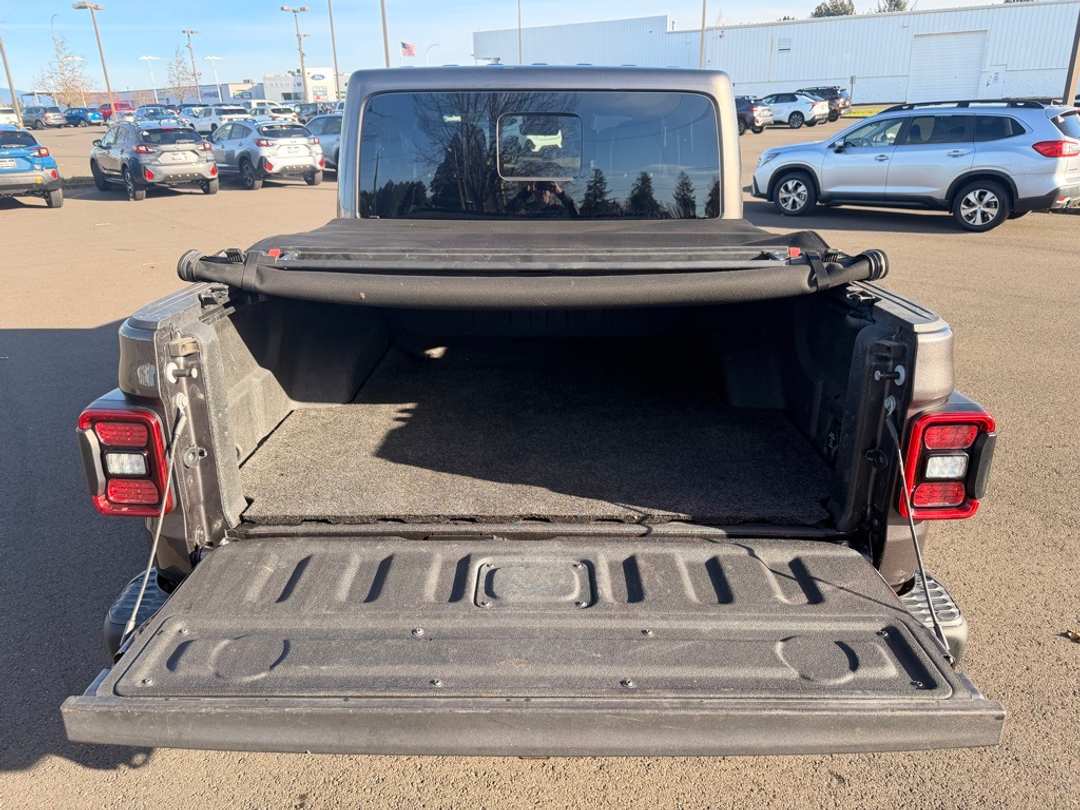 2020 Jeep Gladiator Rubicon - Image 21