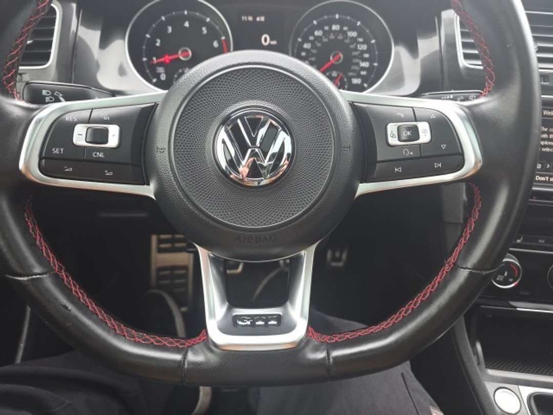 2017 Volkswagen Golf Gti SE - Image 15