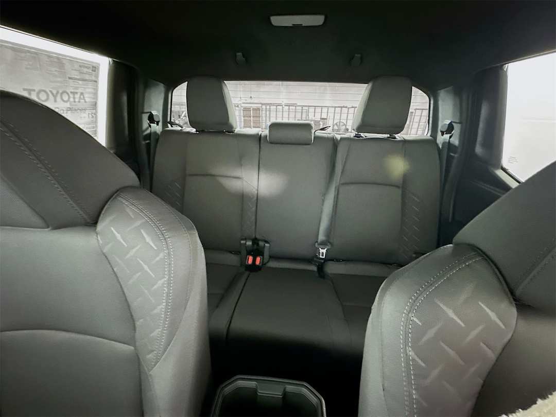 2025 Toyota Tacoma SR5 - Image 23