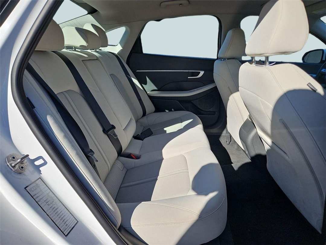 2025 Hyundai Sonata SEL - Image 26