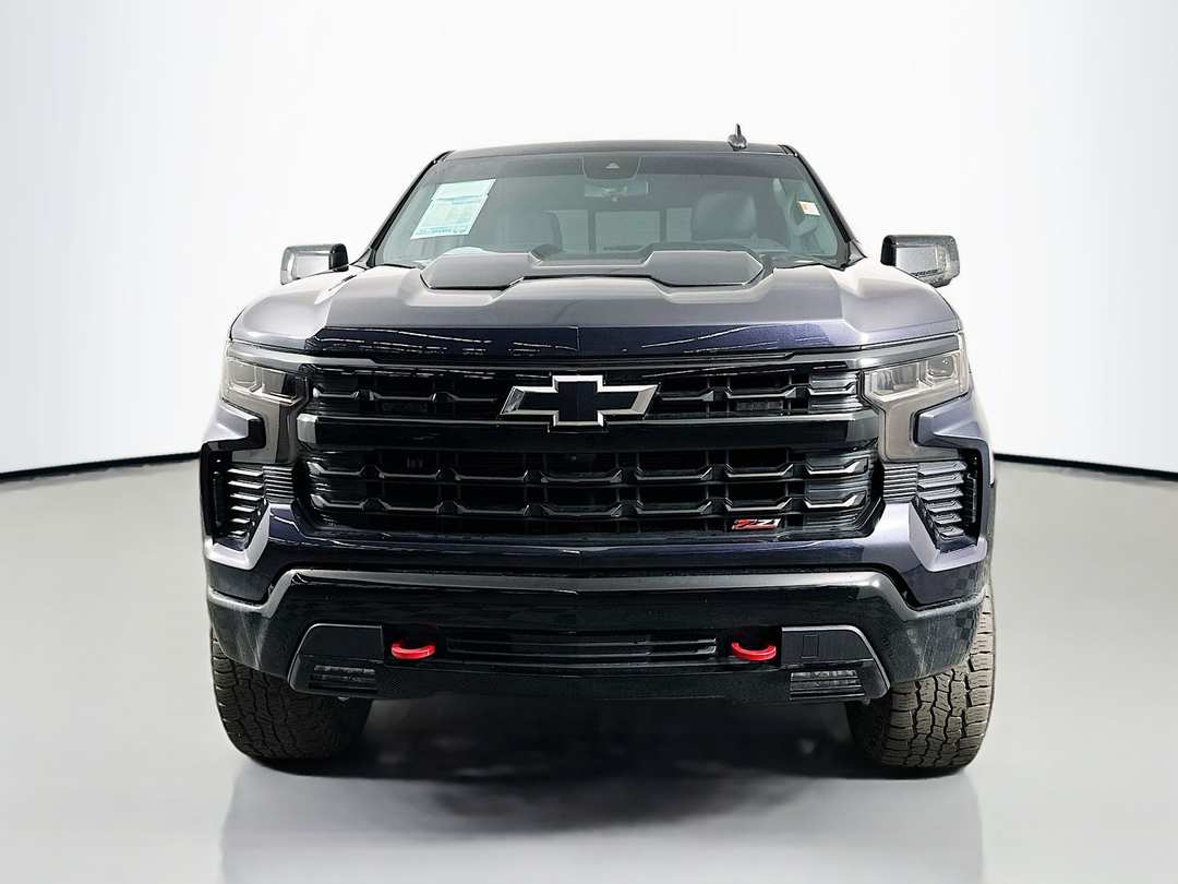 2022 Chevrolet Silverado 1500 LT Trail Boss - Image 2