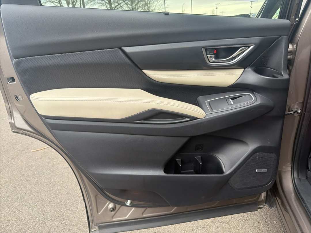 2022 Subaru Ascent Limited - Image 18