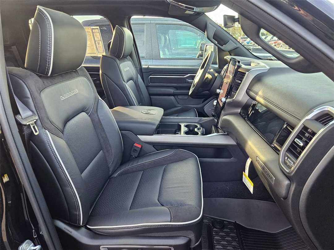 2026 Ram 1500 Laramie - Image 36