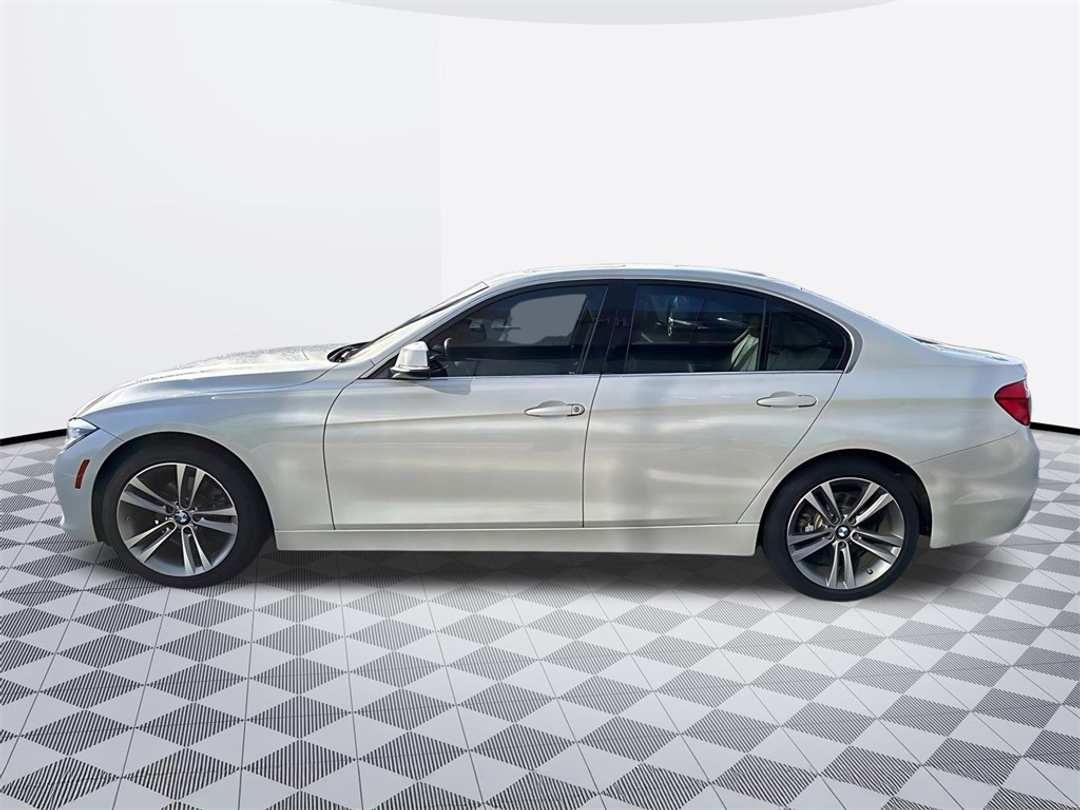 2016 BMW 3 Series 328i - Image 6