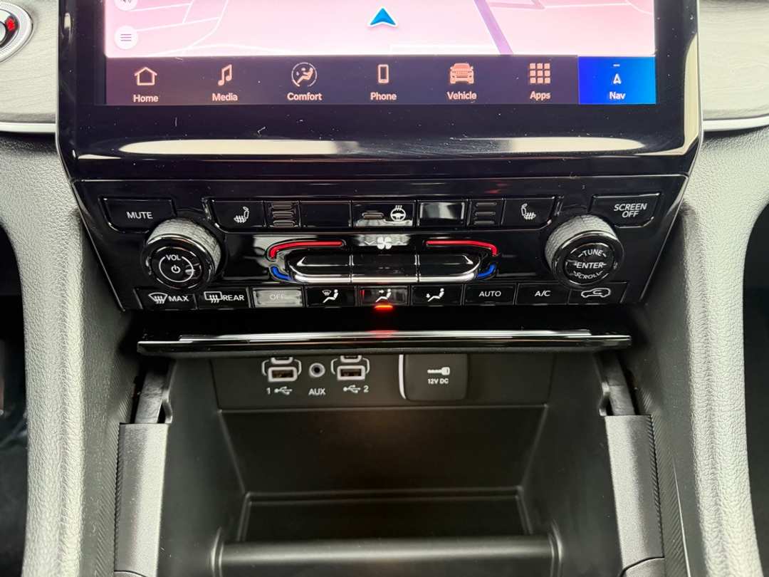 2025 Jeep Grand Cherokee Limited - Image 24