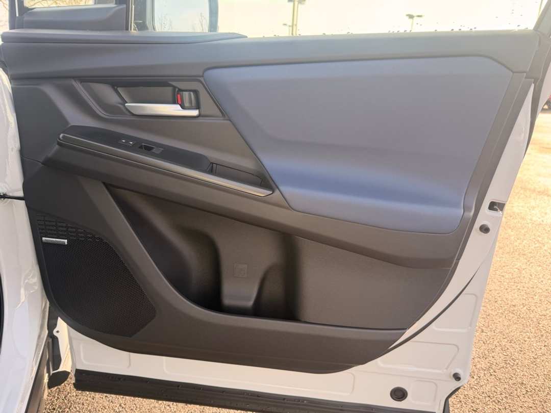 2026 Subaru Solterra Touring XT - Image 28