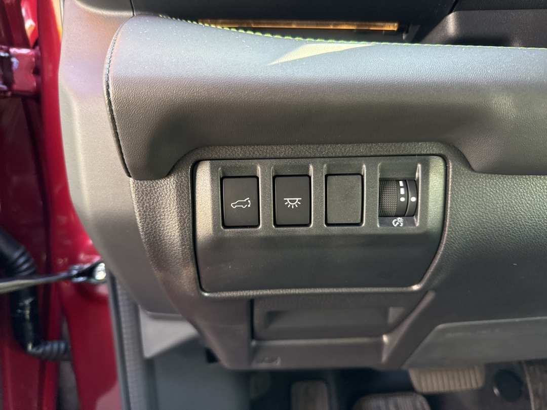 2025 Subaru Ascent Onyx Edition Touring - Image 36