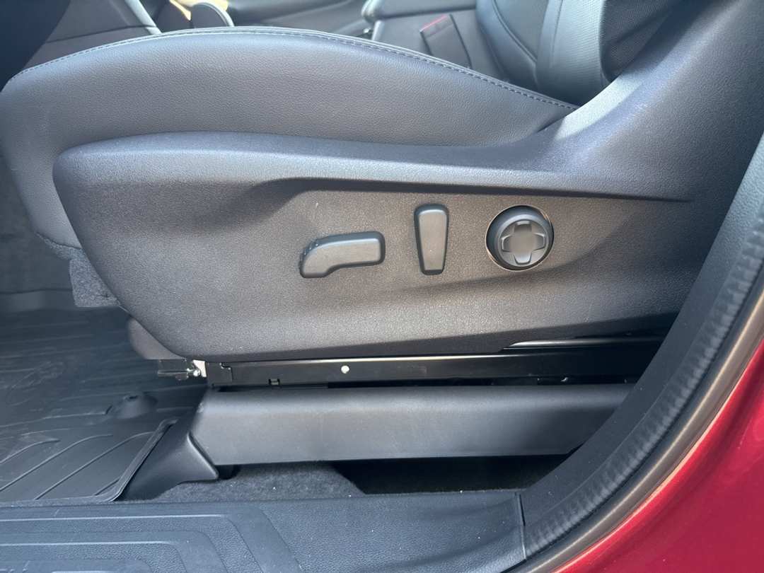 2025 Subaru Ascent Onyx Edition Touring - Image 18