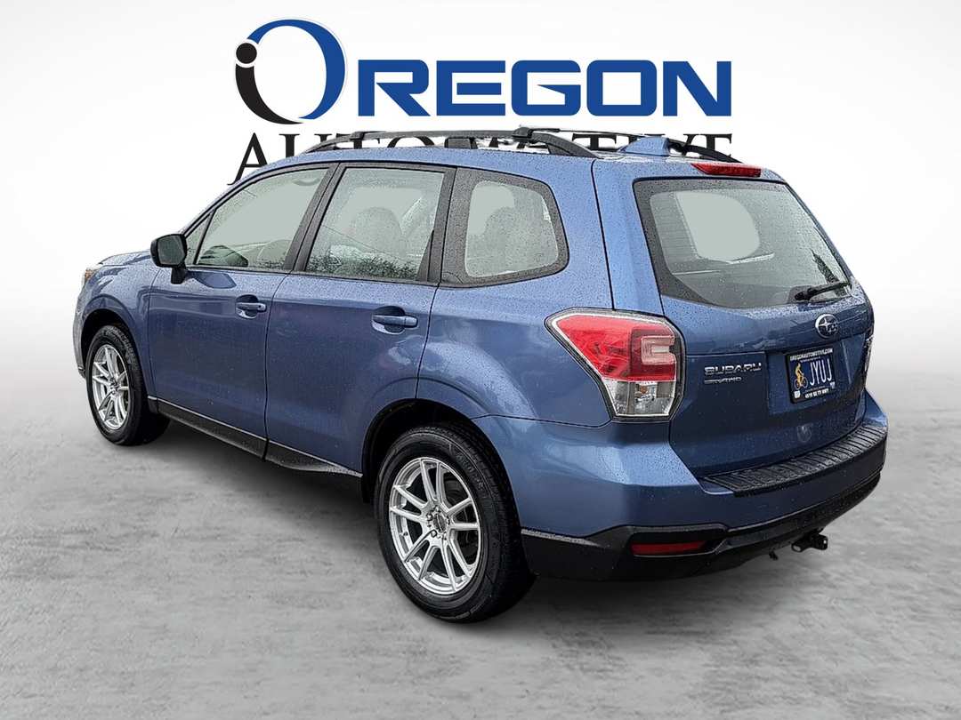 2017 Subaru Forester 2.5I - Image 3