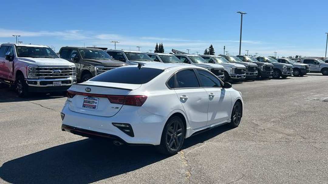 2021 Kia Forte GTLine - Image 3