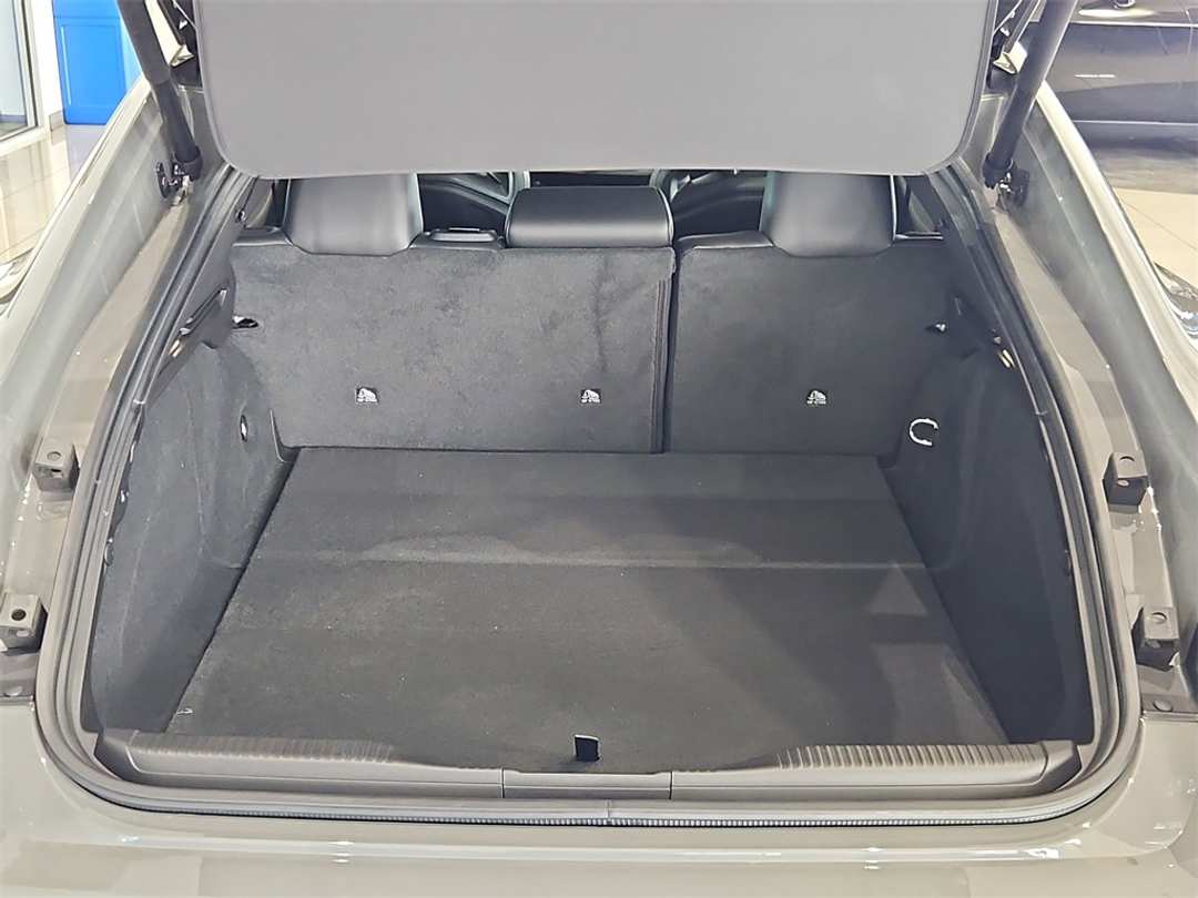 2026 Dodge Charger R/T Scat Pack - Image 24