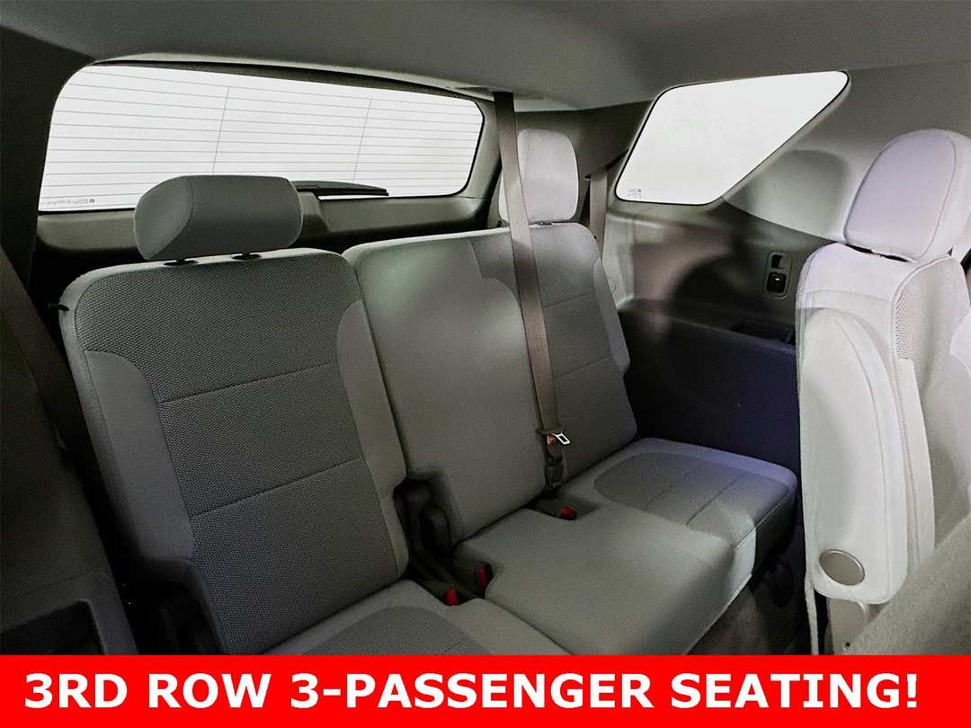 2021 Chevrolet Traverse LT - Image 12