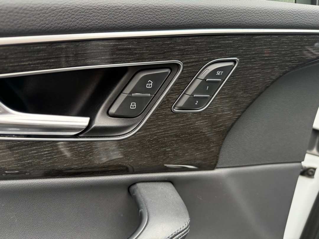 2021 Audi Q7 55 Premium Plus - Image 19