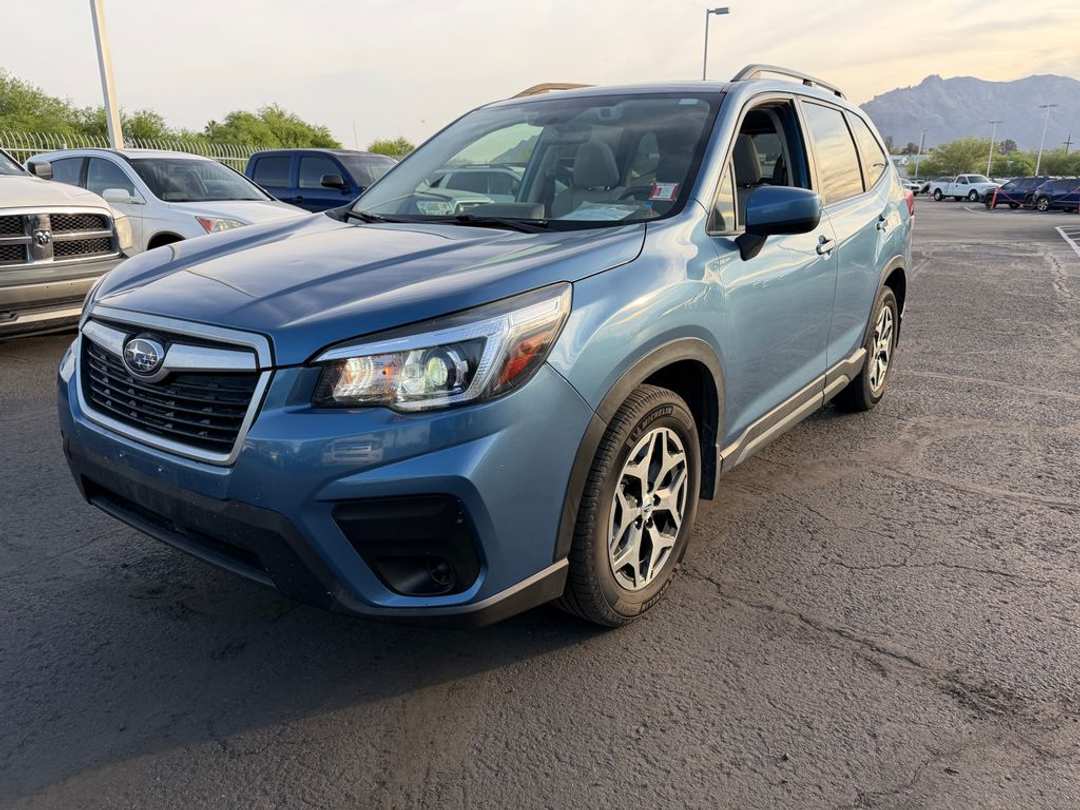 2020 Subaru Forester Premium - Image 3