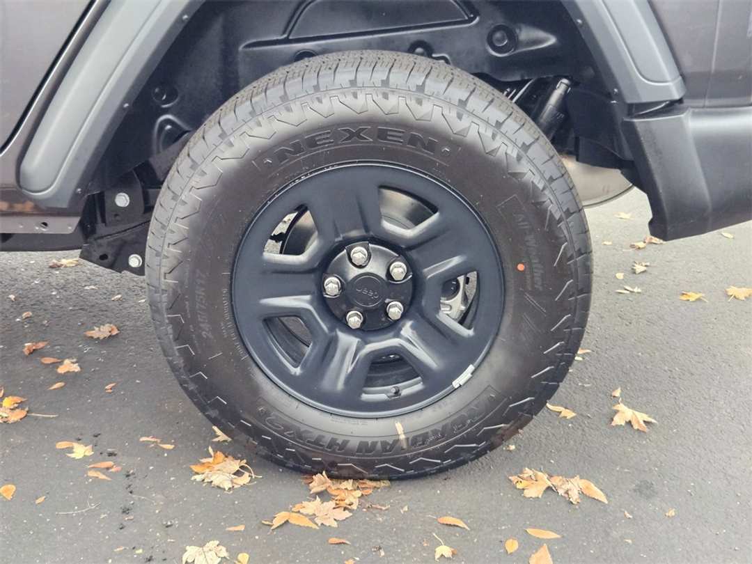 2026 Jeep Wrangler Sport - Image 38