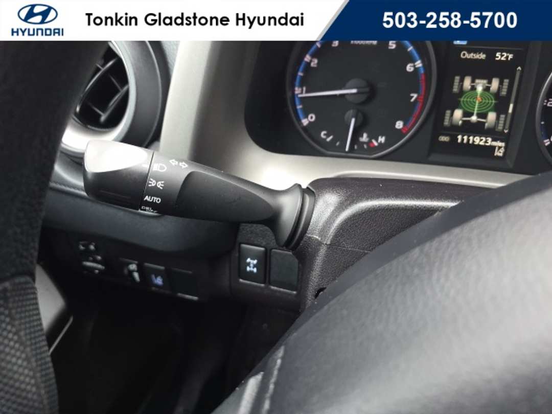 2017 Toyota Rav4 LE - Image 15