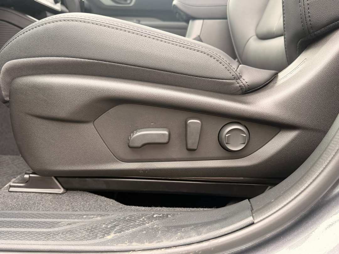 2026 Subaru Outback Premium - Image 15