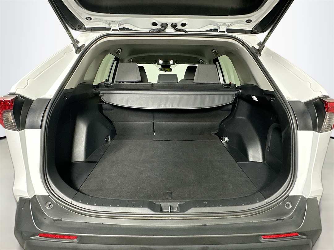 2024 Toyota Rav4 XLE - Image 25