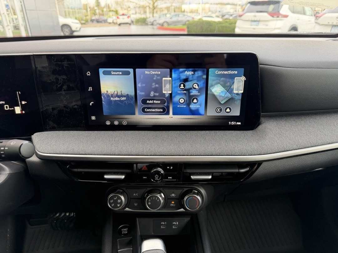 2026 Nissan Kicks S - Image 21