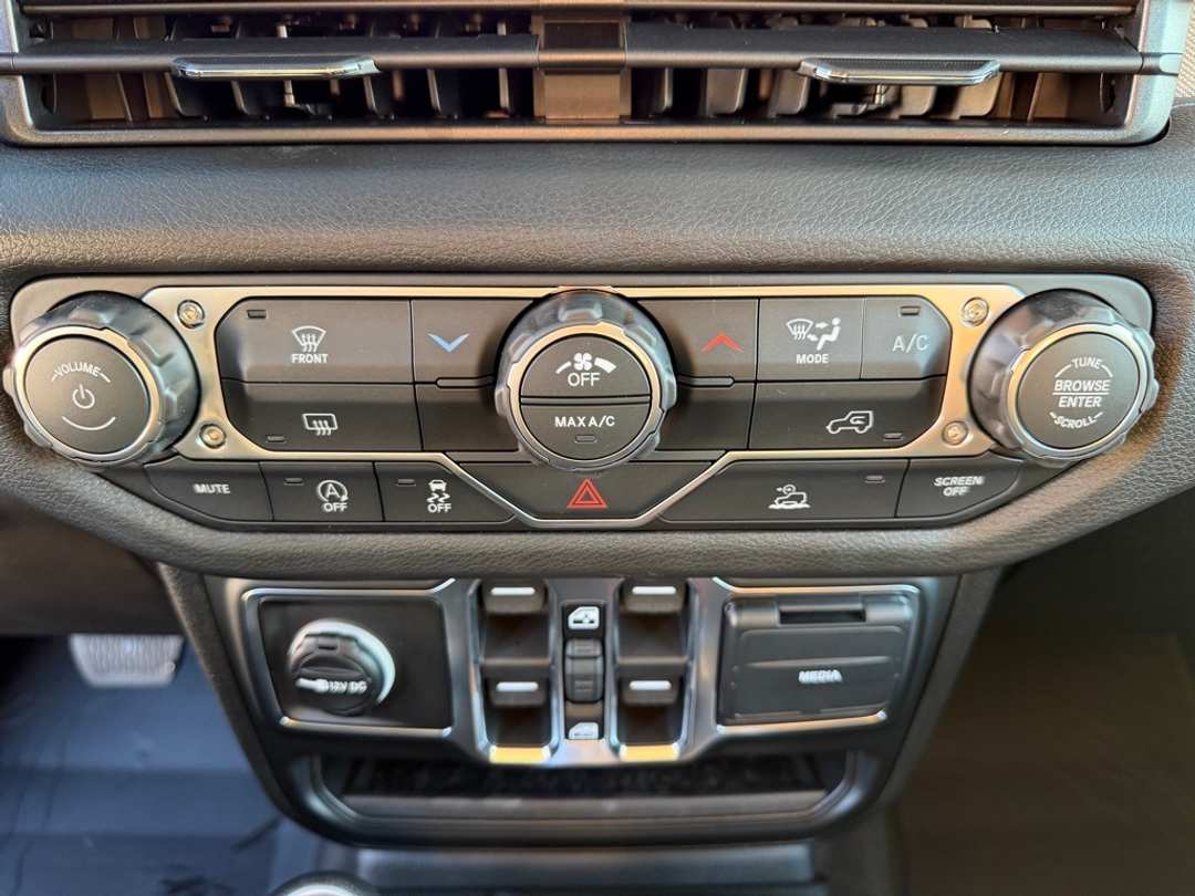 2026 Jeep Wrangler Sport - Image 23