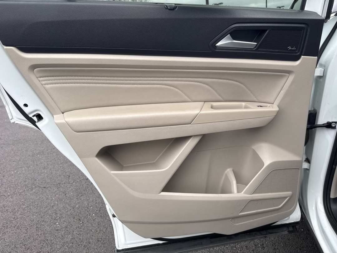 2021 Volkswagen Atlas SEL Premium - Image 16