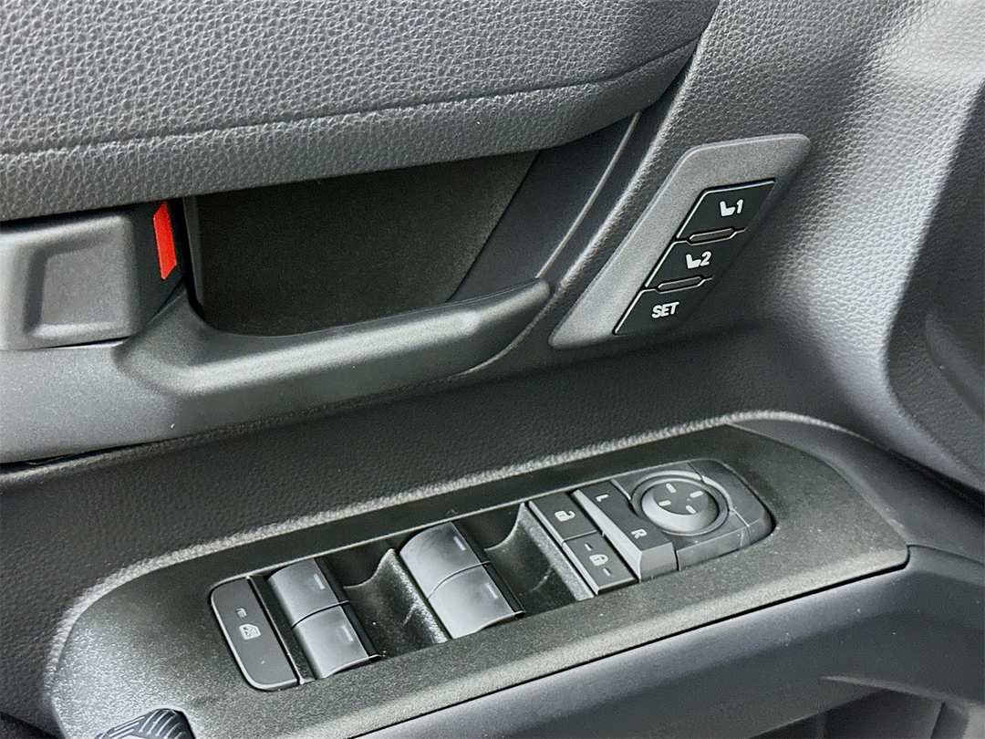 2025 Toyota 4Runner I-Force Max TRD Off Road Premium - Image 18