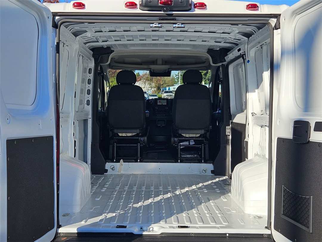 2026 Ram Promaster 1500 Low Roof - Image 28