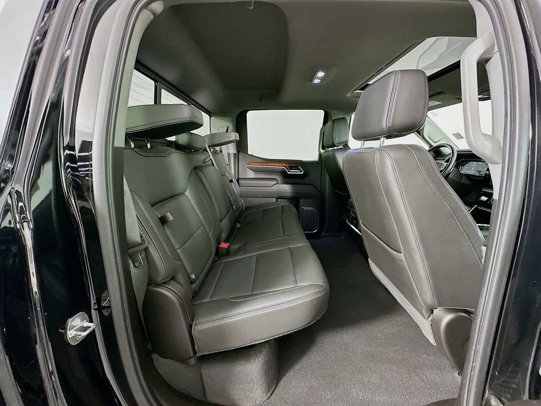 2022 GMC Sierra 1500 Denali - Image 30
