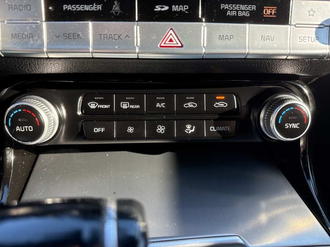 2019 Kia Stinger GTS - Image 35