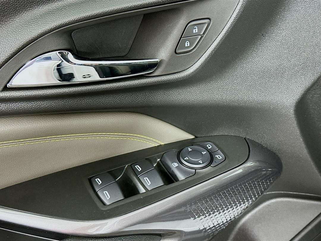 2025 Chevrolet Trax ACTIV - Image 18