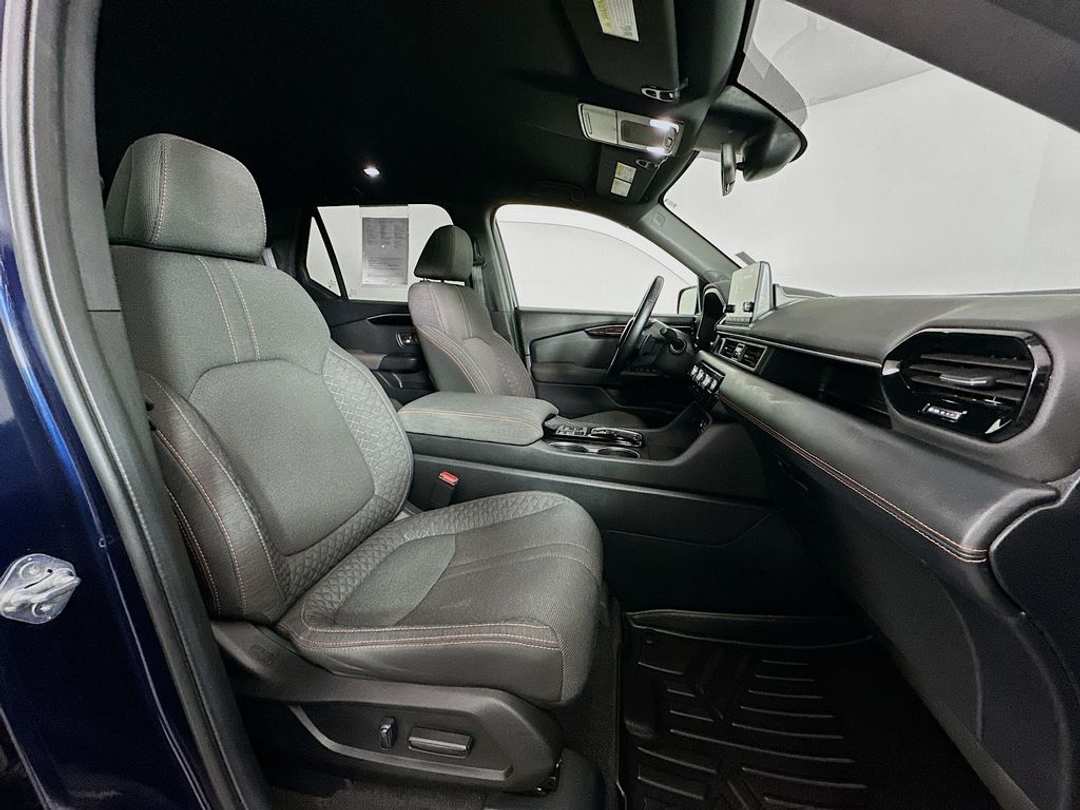 2024 Honda Pilot Sport - Image 29