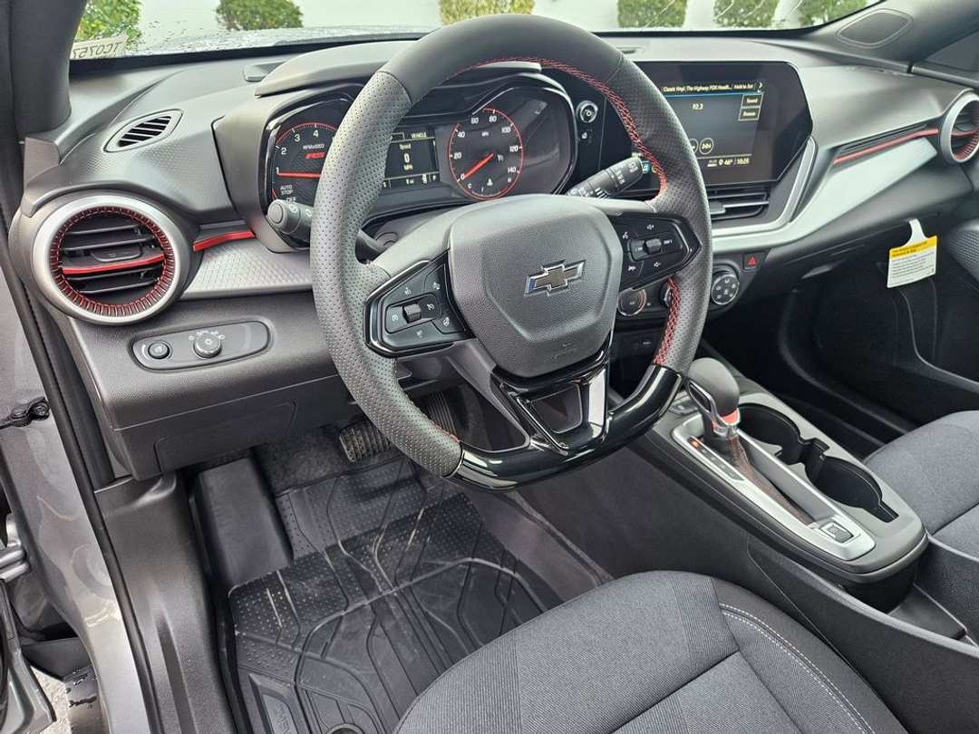 2026 Chevrolet Trax 1RS - Image 13