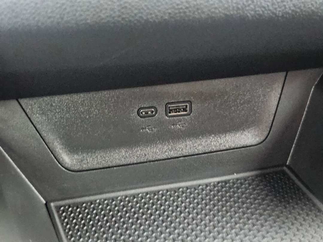 2026 Chevrolet Equinox RS - Image 25