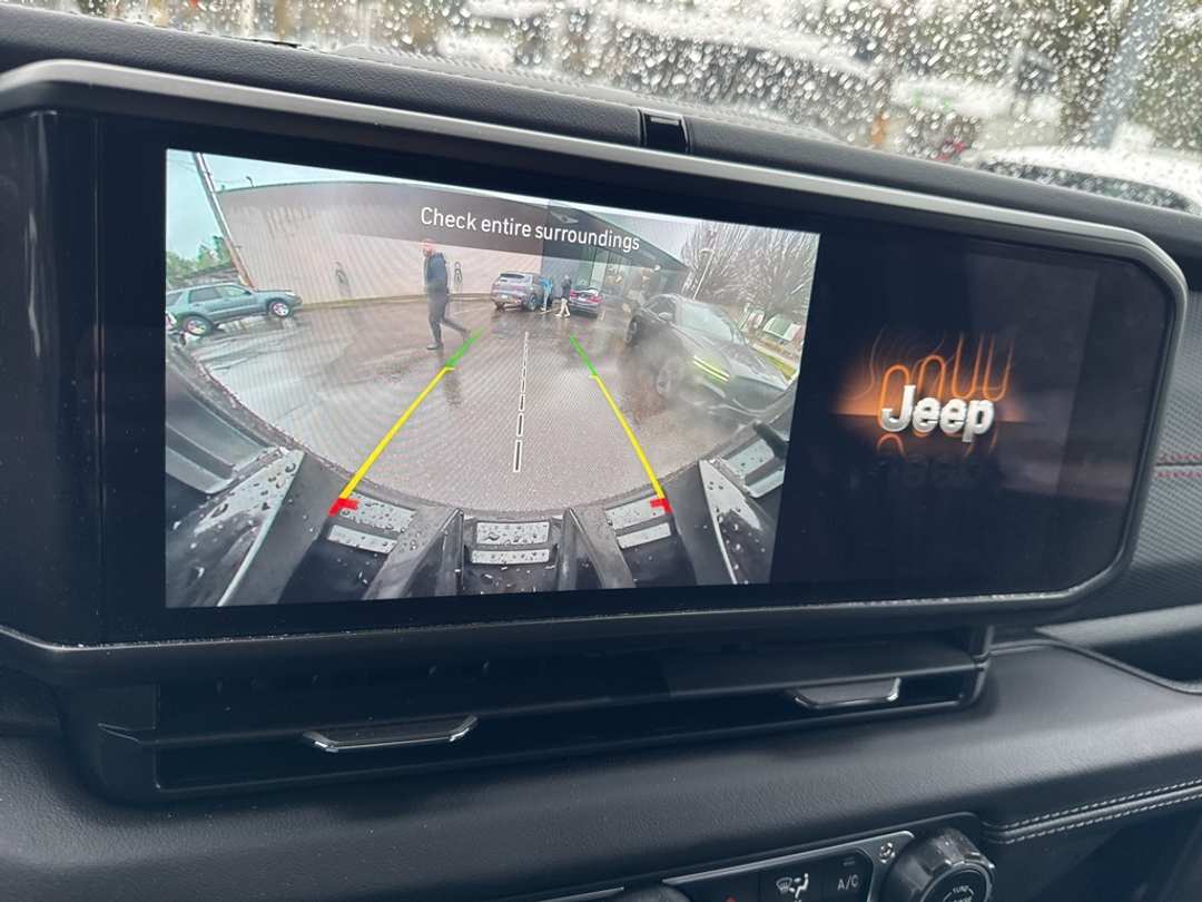 2025 Jeep Wrangler Rubicon - Image 46