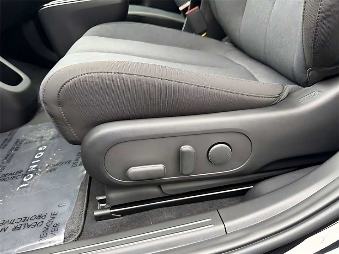 2026 Hyundai Ioniq 5 SE - Image 14
