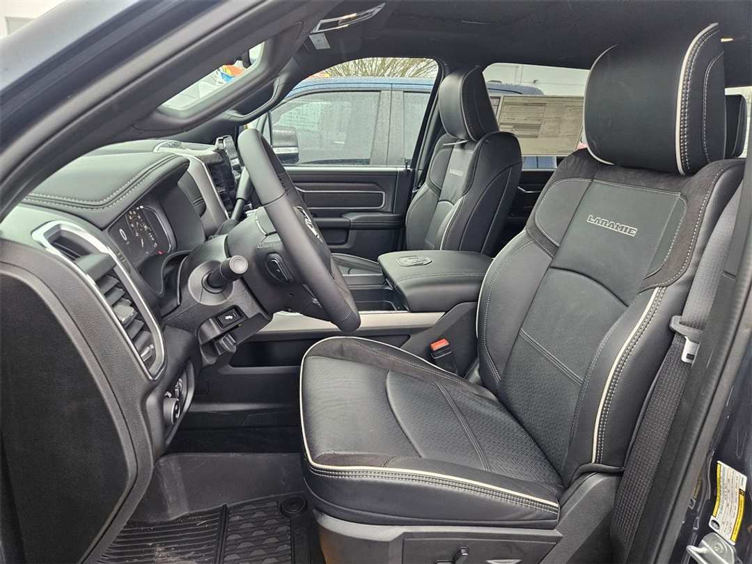 2026 Ram 3500 Laramie - Image 14